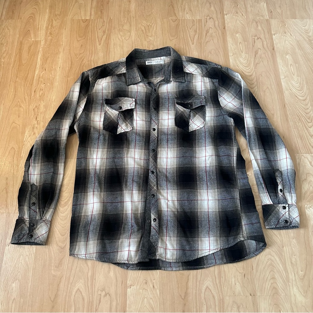 Men's Black and Gray Plaid Shirt